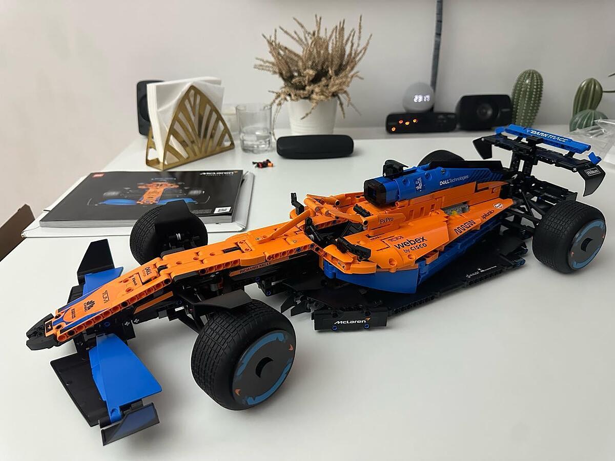 LEGO® Technic McLaren Formula 1™-racerbil 42141 Køb på Bilka.dk!