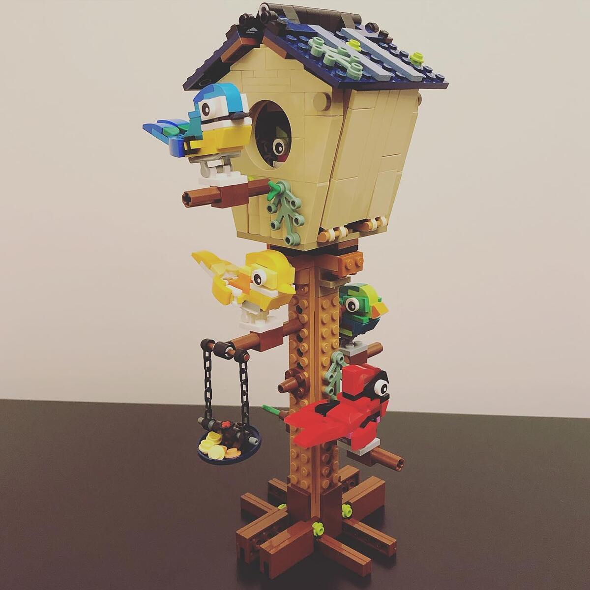 Birdhouse 31143 | Creator 3-in-1 | Buy online at the Official LEGO® Shop US