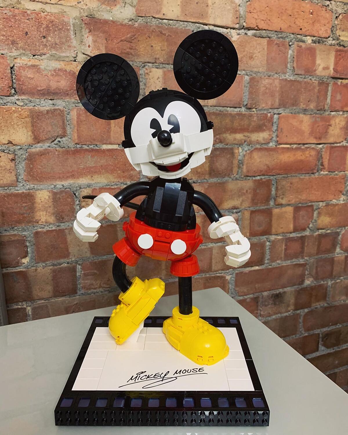 Disney 90 Jahre Minnie Mouse Hand Spiegel Make Up Schmink Mickey Maus