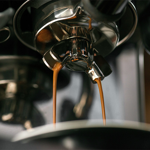 Precise espresso extraction