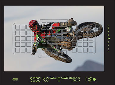 65-punkts autofokus med bredt område