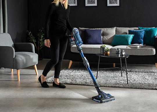 Rowenta X-Force Flex 8.50 Sin bolsa Negro, Azul 0,55 L en EXPERT.ES