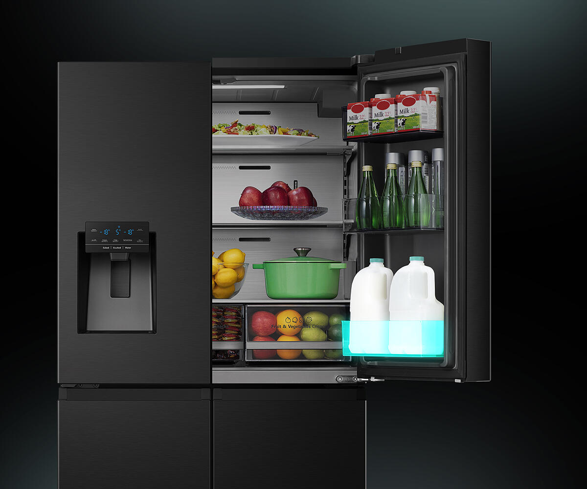 Hisense 585L PureFlat French Door Fridge with Plumbed Water and Ice