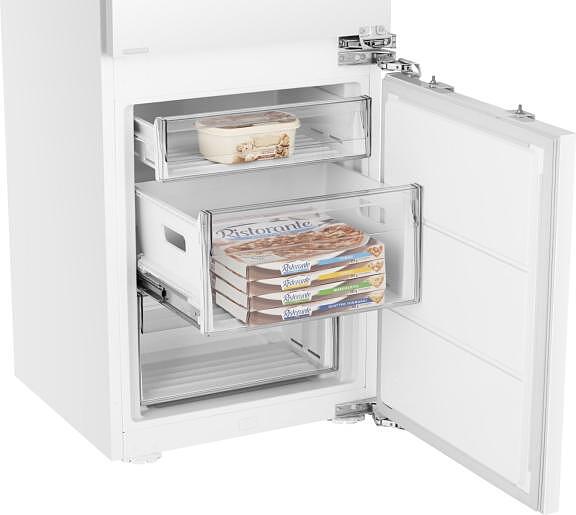Hisense Hi3 RB5B280SSWC 193cm 70/30 No Frost Built in Fridge