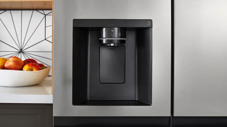 617L Non Plumbed Side by Side Fridge with Ice &amp; Water Dispenser in Stainless Finish 3