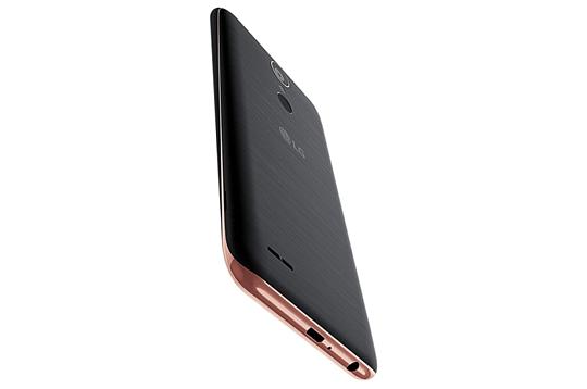 LG_Electronics-36033784-medium10-mobile.jpg