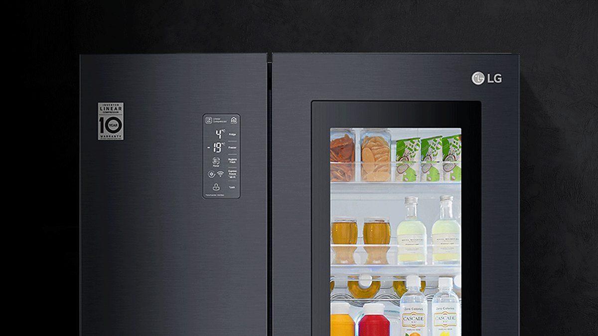 601L sidebysidefridge with InstaView DoorinDoor™ in Matt Black