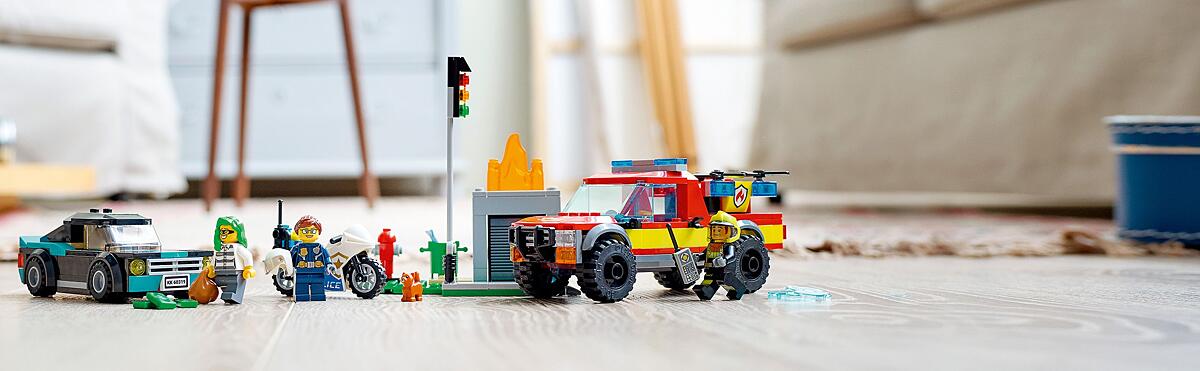 A great gift for LEGO® City TV fans