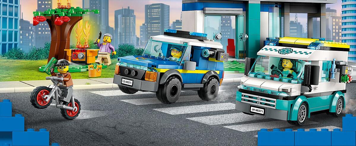 Lego Emergency Vehicles HQ | Makro