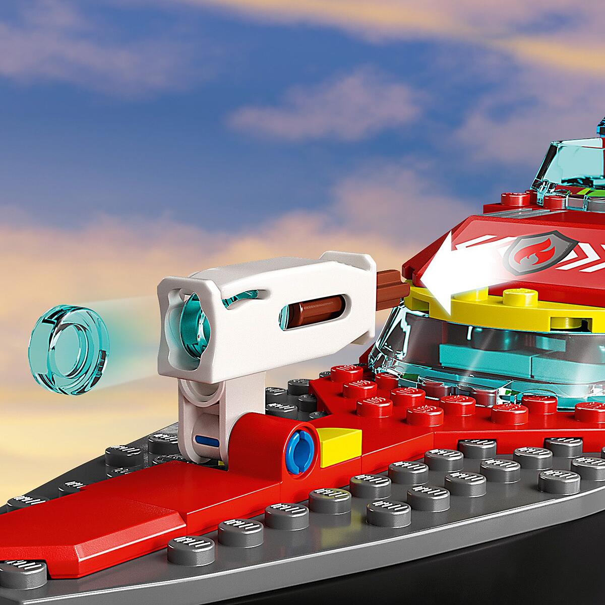 Lego Fire Rescue Boat | Makro