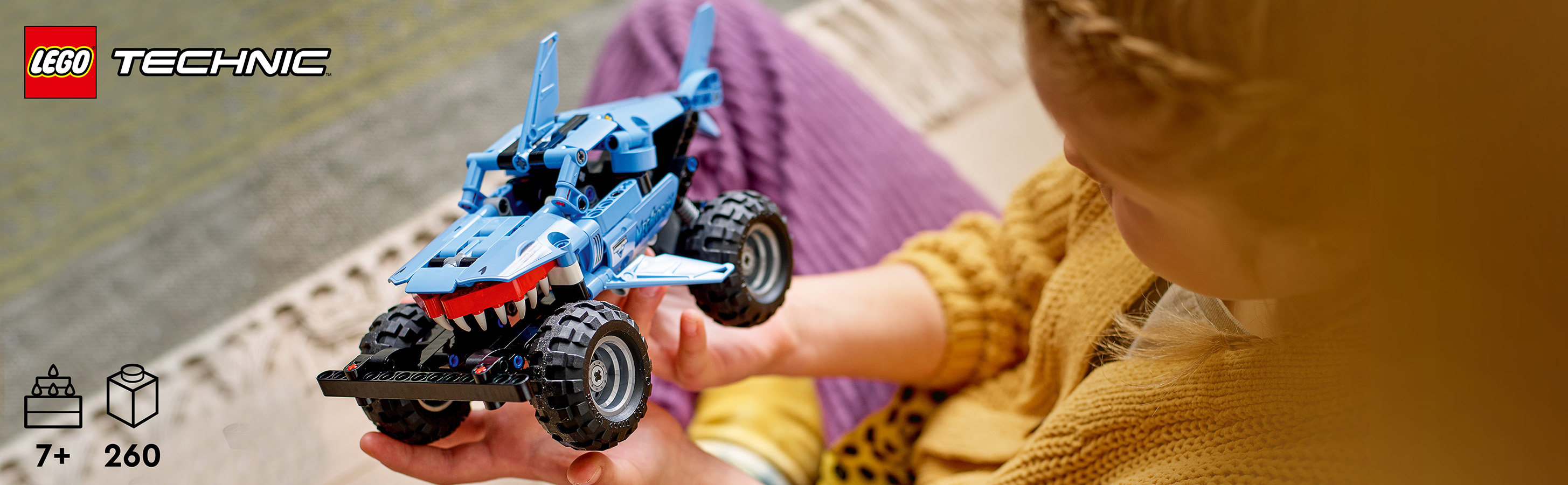 Action-packed Monster Jam™ building fun!