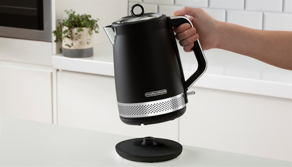 morphy richards illumination kettle white