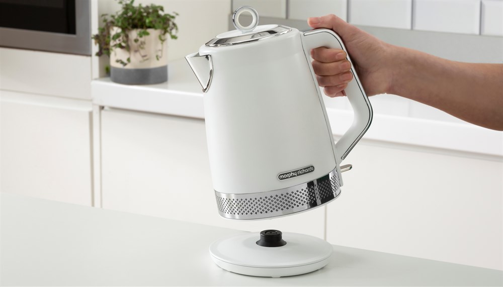 morphy richards illumination set