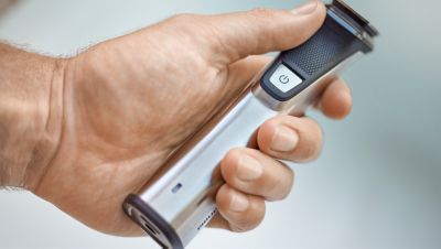 The stainless steel frame and rubber grip improve control