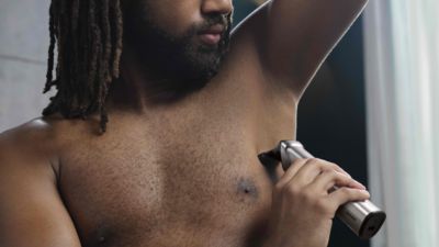 Bodyshaver comfortably shaves your body hair