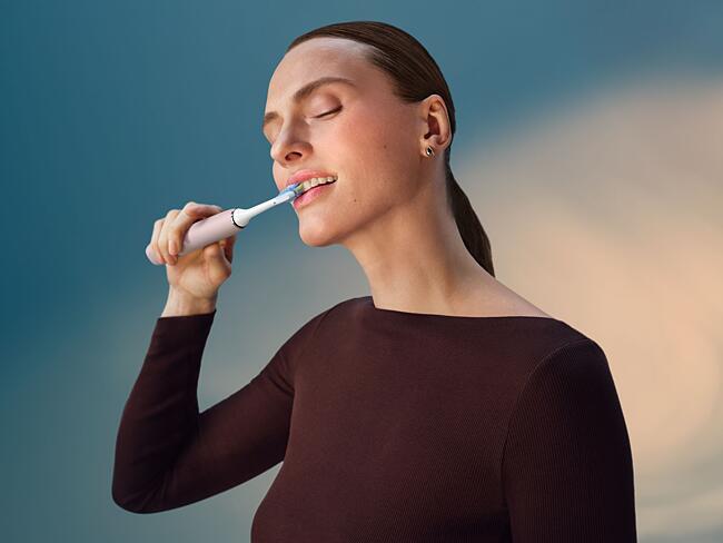 Gallery image 1 of 10