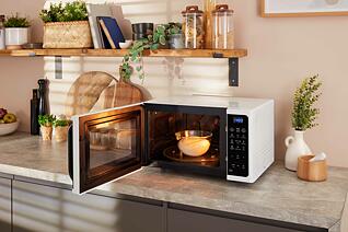 Thumbnail Image 6 of 19 