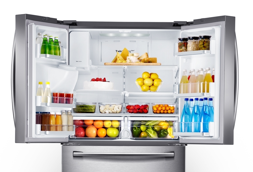 Samsung 680L 4 Door French Door Fridge,Ice&water dispenser Black _MOD SRF677CDBLS P and S