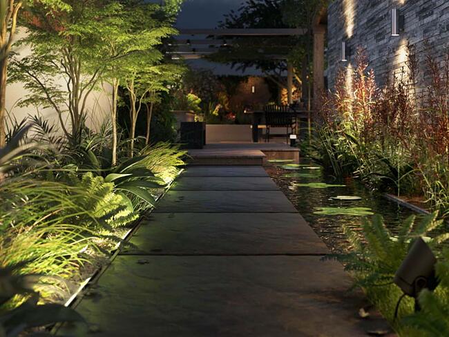 Hue White and Colour Ambiance Amarant linear outdoor light LED ...