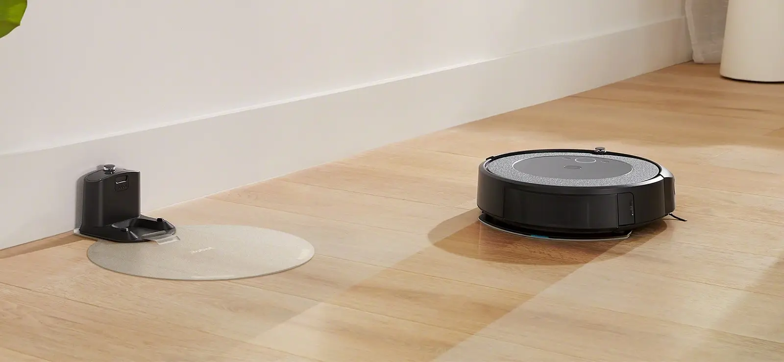 iRobot Roomba Combo® i5 Robot Vacuum & Mop