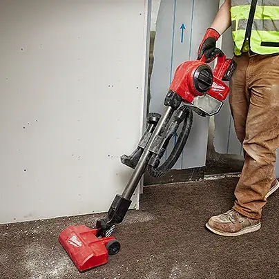 Milwaukee small online vacuum