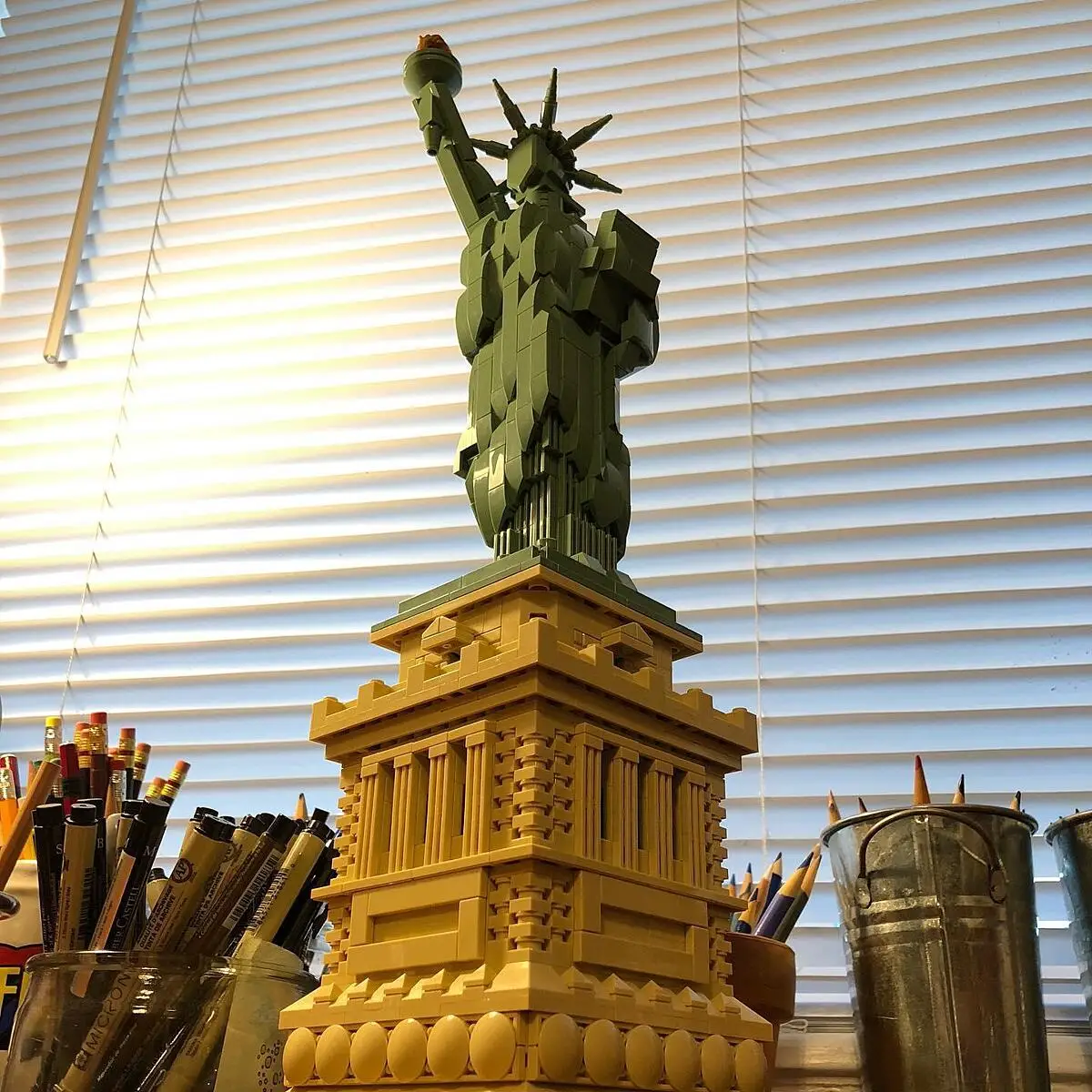 The Statue Lego 21042 Amazon LEGO Architecture Statue Of Liberty