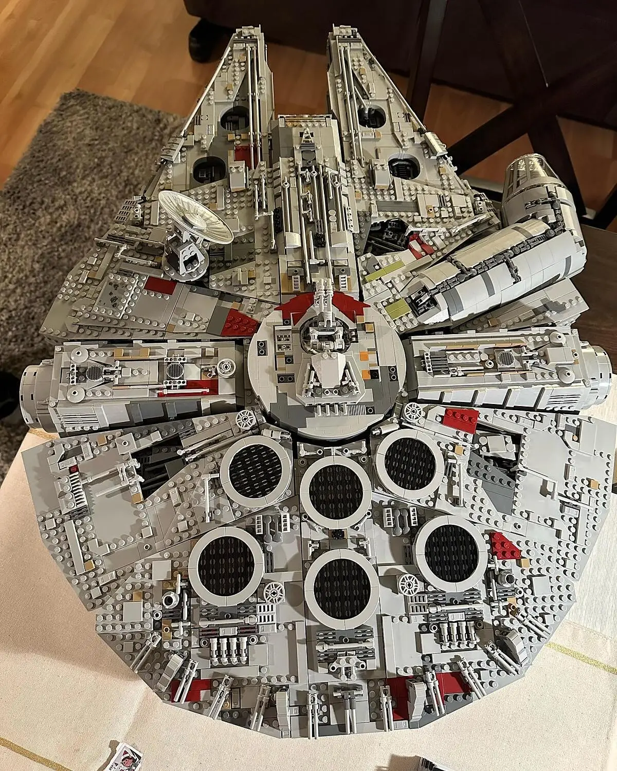 Comprar Nave de Juguete para Construir Halcón Milenario y Mini Figuras LEGO  Star Wars · LEGO · Hipercor
