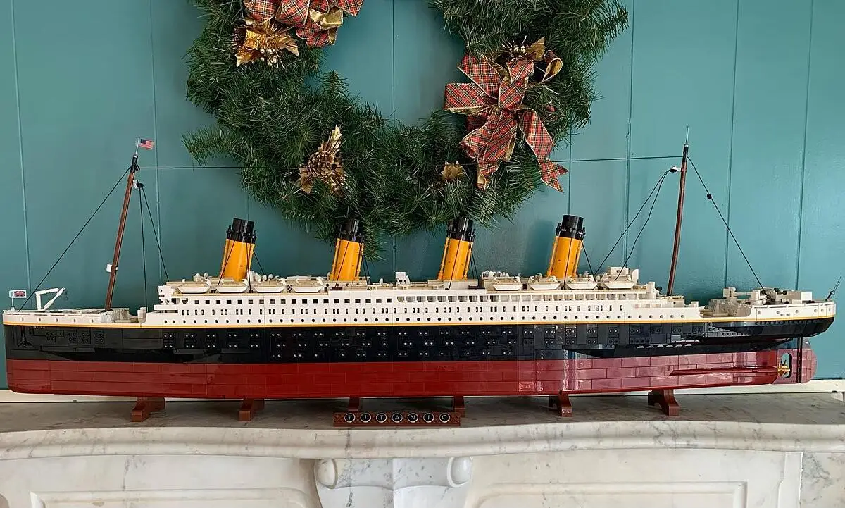 MODELLINO TITANIC 1:200 - Collezionismo In vendita a Milano