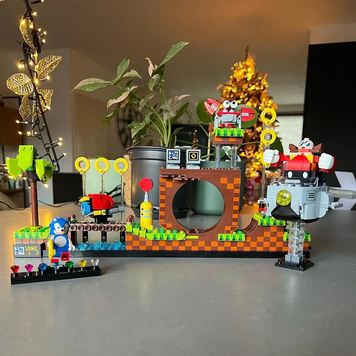 LEGO Ideas Sonic the Hedgehog - Green Hill Zone 21331 Kit de Construção;  Presente Nostálgico para Milenares · LEGO · El Corte Inglés