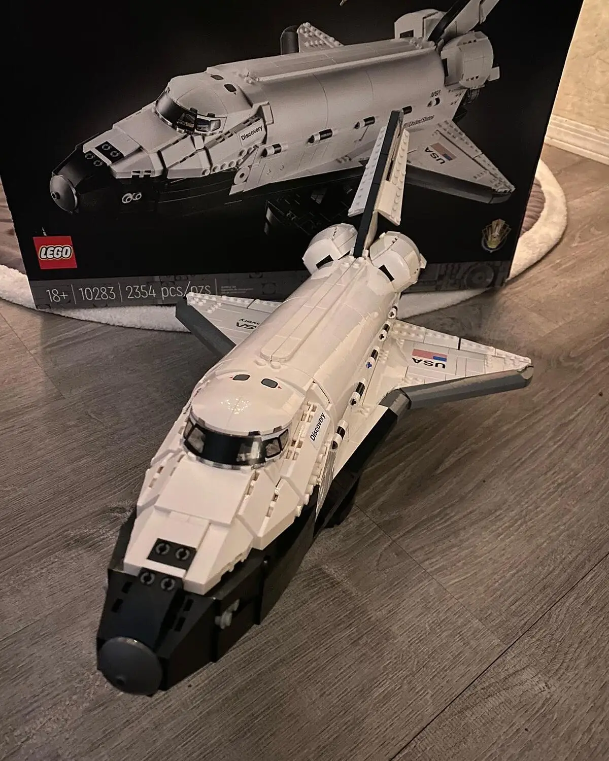 NASA Space Shuttle Discovery 10283 | LEGO® Icons | Buy online at the  Official LEGO® Shop US