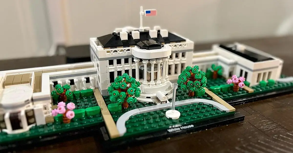 LEGO® 21054 Architecture La Maison Blanche, Ensemble de construction  Landmark, Modèle de Collection et d'Exposition pour Adultes - Cdiscount Jeux  - Jouets