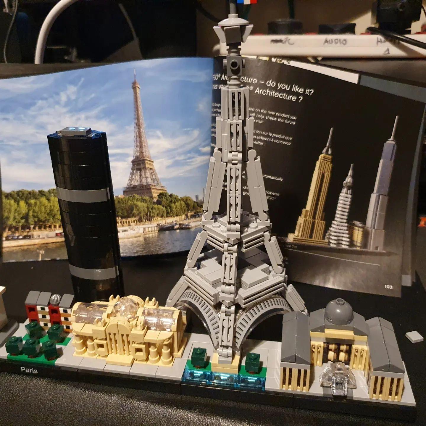 Lego architecture paris city model skyline collectible cheap building kit 21044