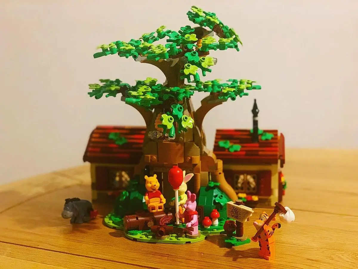 Comprar Set de Construcción Casa del Árbol de Winnie the Pooh LEGO Ideas  Disney · LEGO · Hipercor