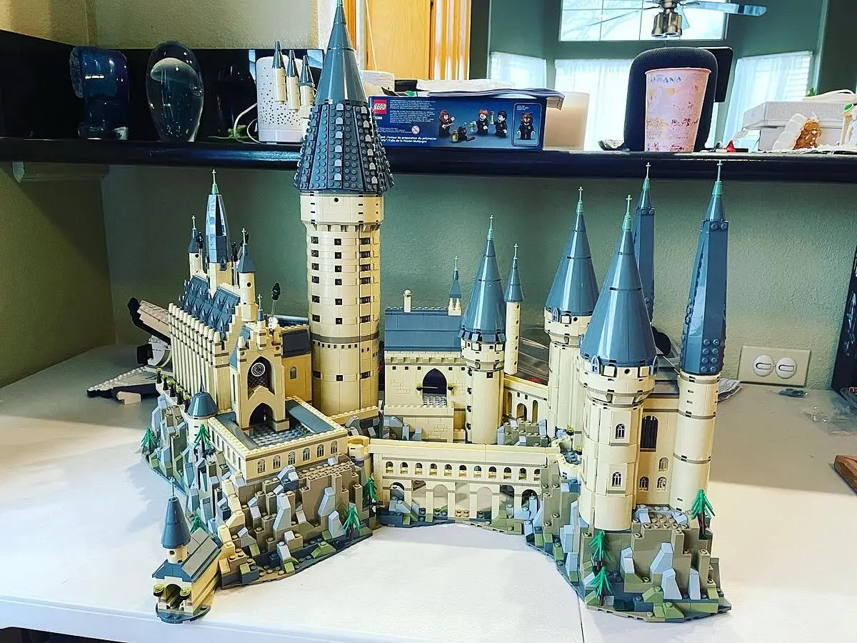 Lego 71043 Lego Harry Potter Hogwarts Castle 1st Edition LMB Light