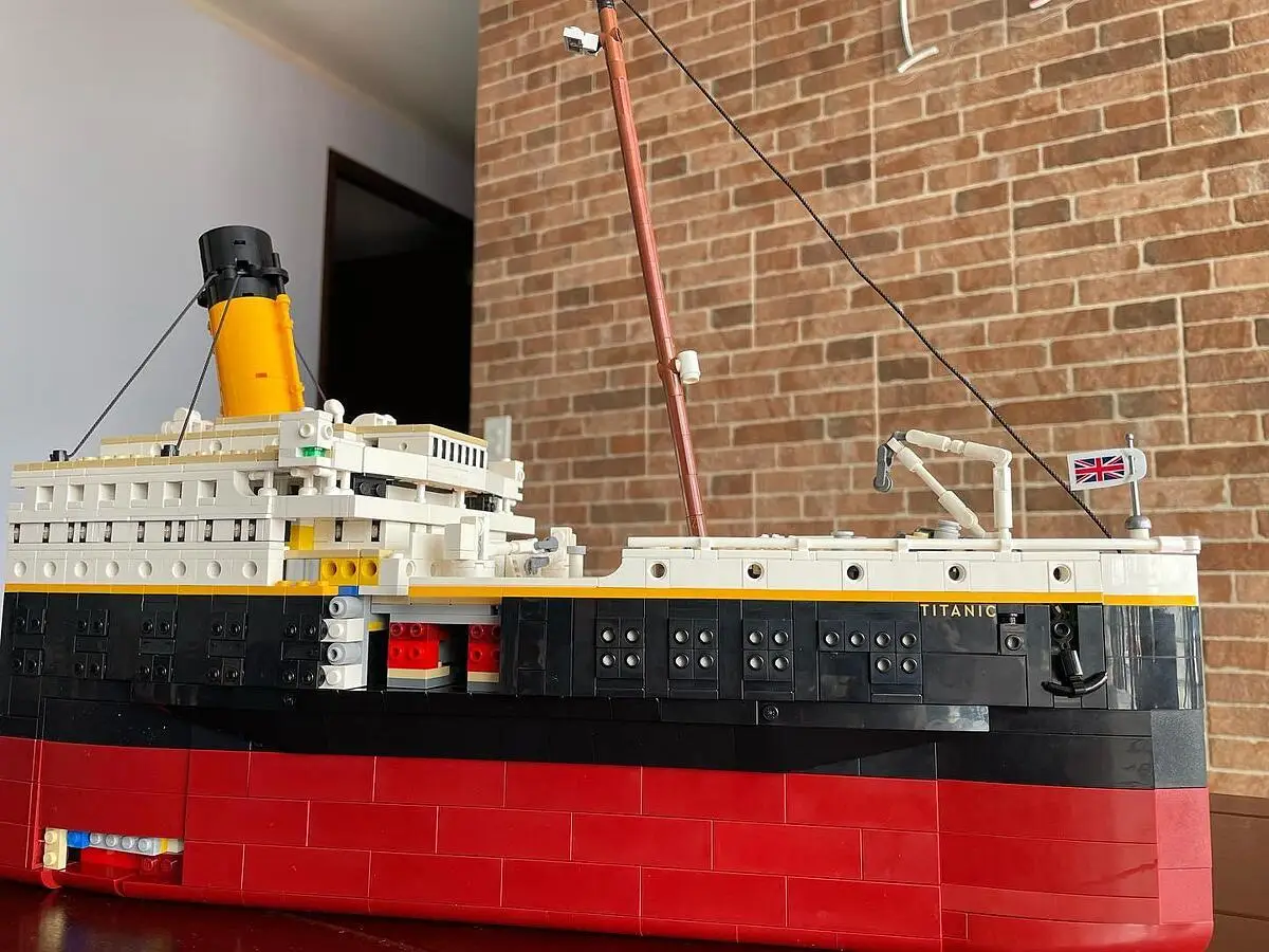 MODELLINO TITANIC 1:200 - Collezionismo In vendita a Milano