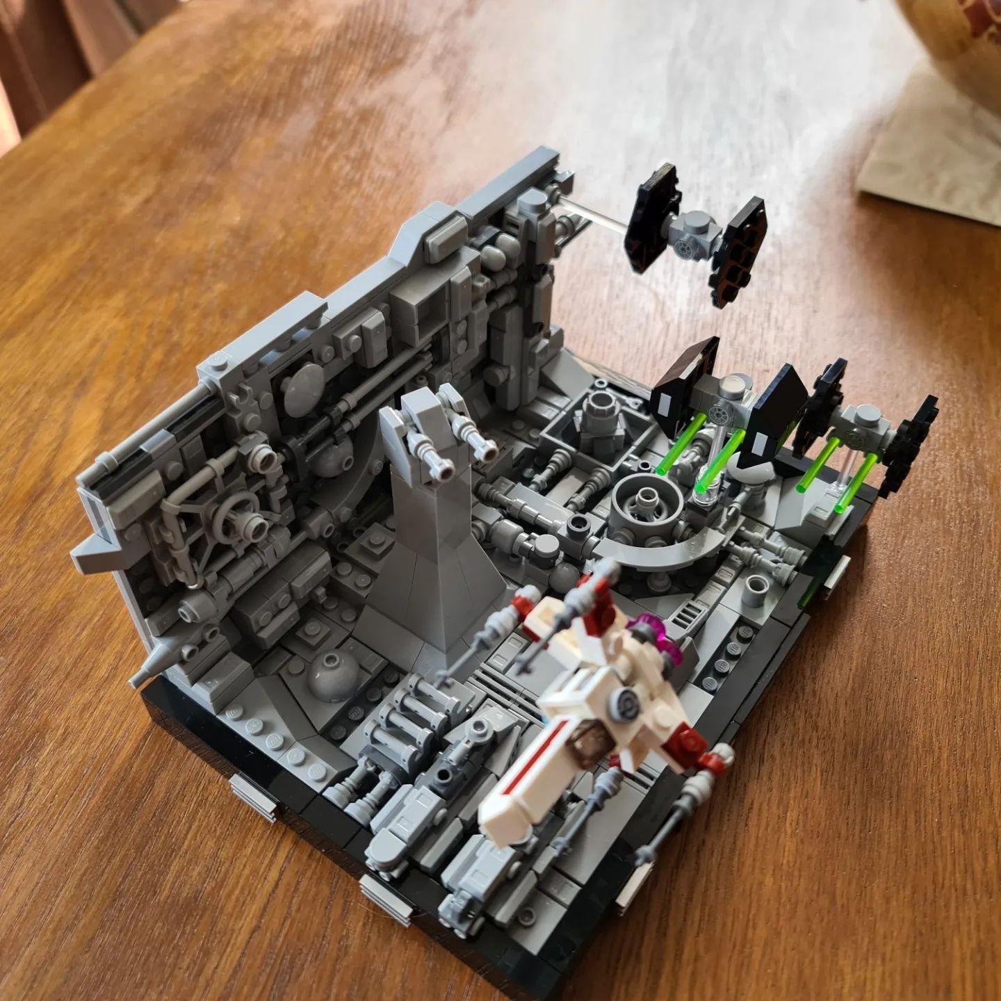 LEGO® Star Wars™ Death Star™ Trench Run Diorama Building Kit 75329