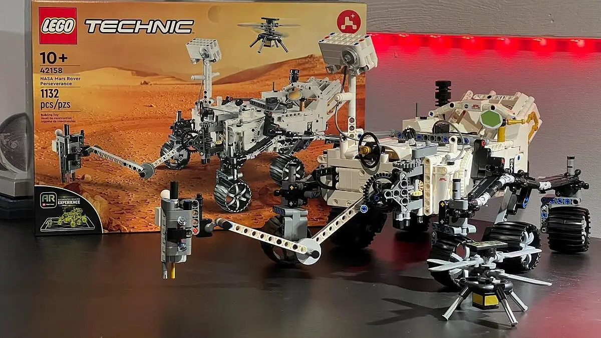 LEGO Technic NASA Mars Rover Perseverance, Set Spaziale con Esperienza App  AR, Idea Regalo di Compleanno per Bambini e Bambine dai 10 Anni in su