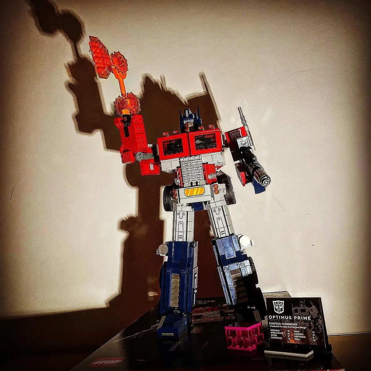 lego Icons - Optimus Prime Modellino da Costruire 2in1 del Leader