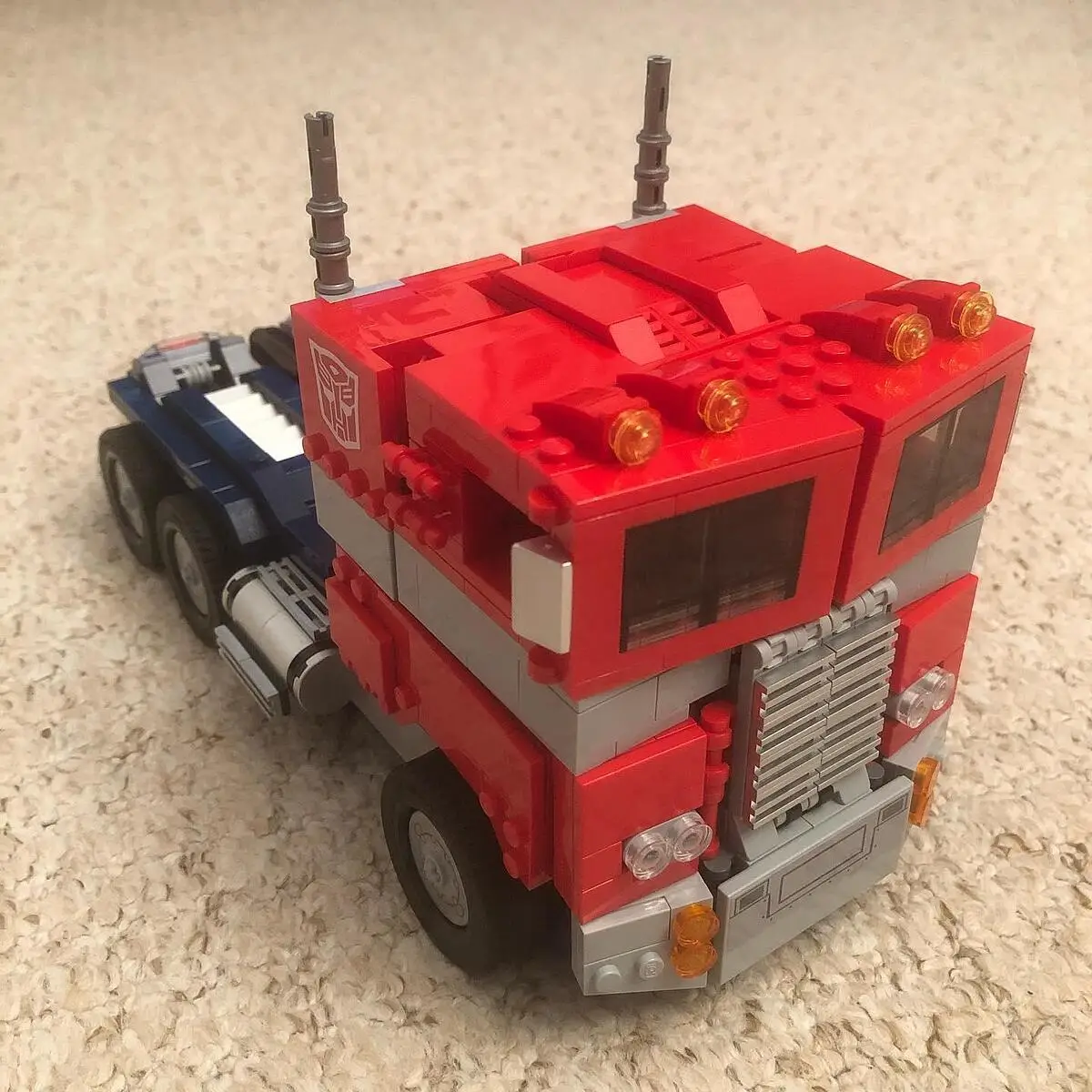 lego Icons - Optimus Prime Modellino da Costruire 2in1 del Leader