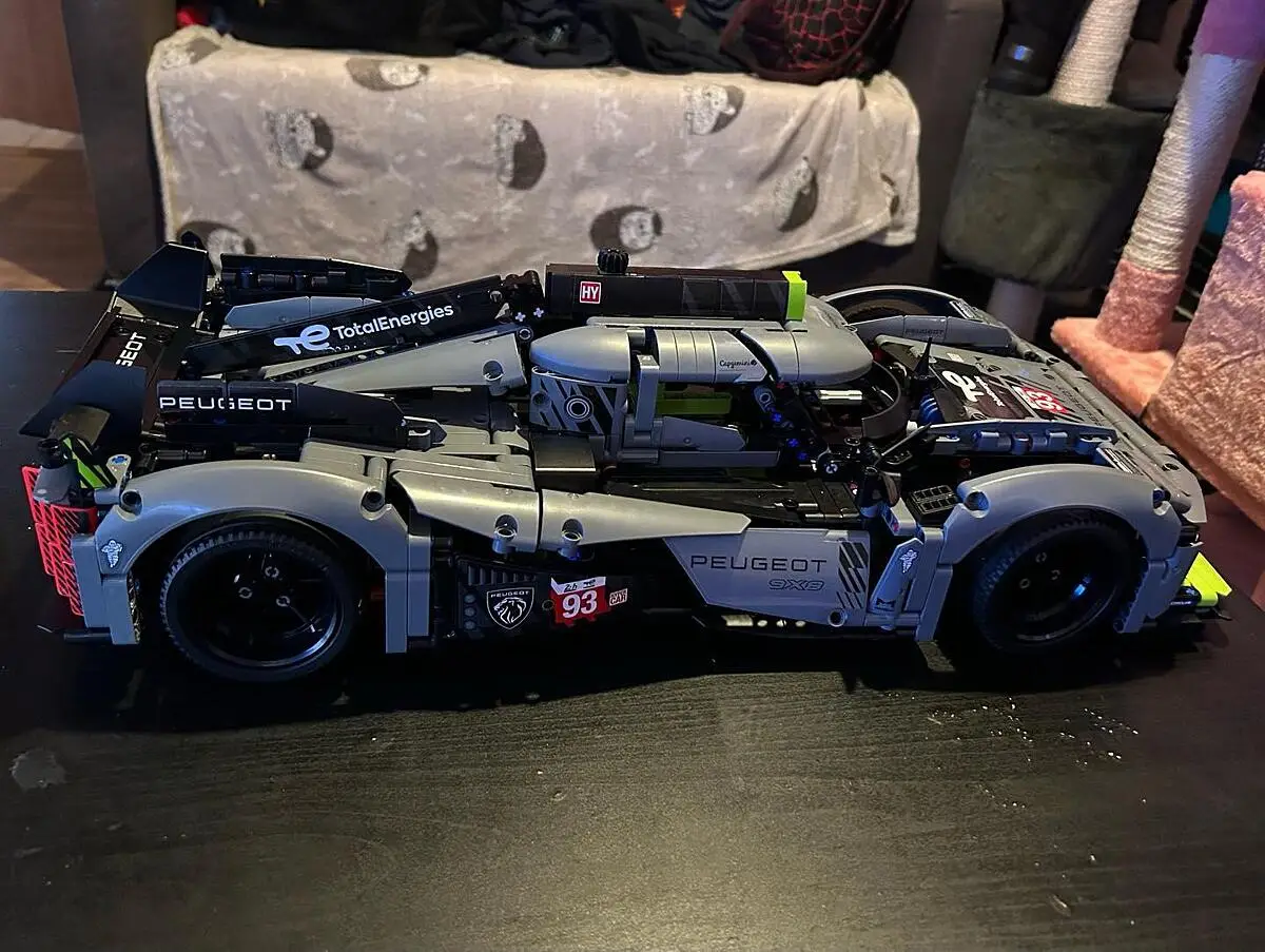 LEGO 42156 Technic PEUGEOT 9X8 24H Le Mans Hybrid Hypercar ePRICE