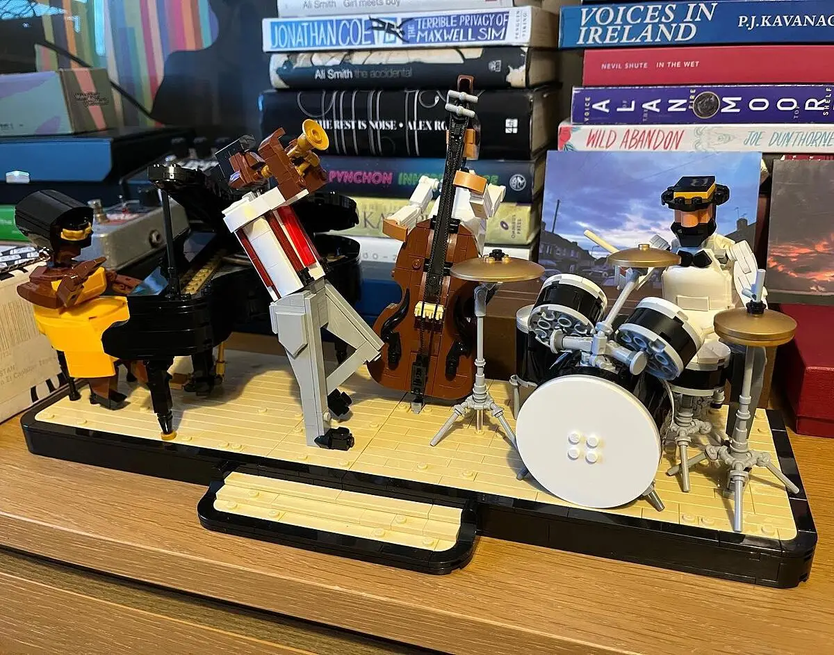 楽器奏者の彫刻（鉄製）4体セット LEGO Ideas Jazz Quartet, Building Set for Adults Featuring
