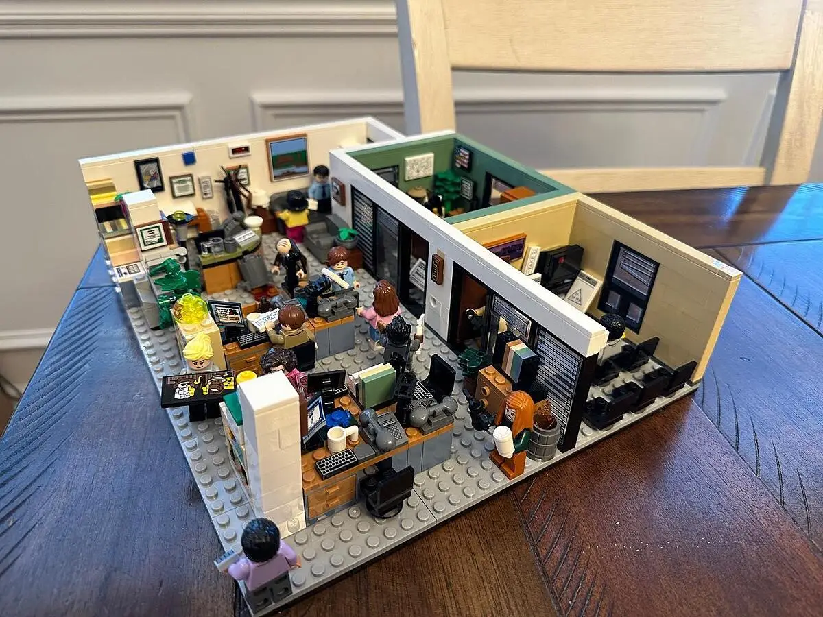 The Office 21336 Buy online at the Official LEGO® Shop KSA