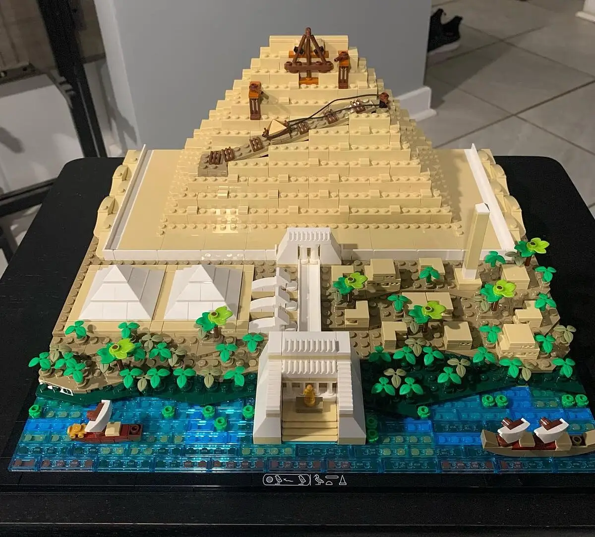 Buy LEGO® 21058 Great Pyramid of Giza | Official LEGO® KW