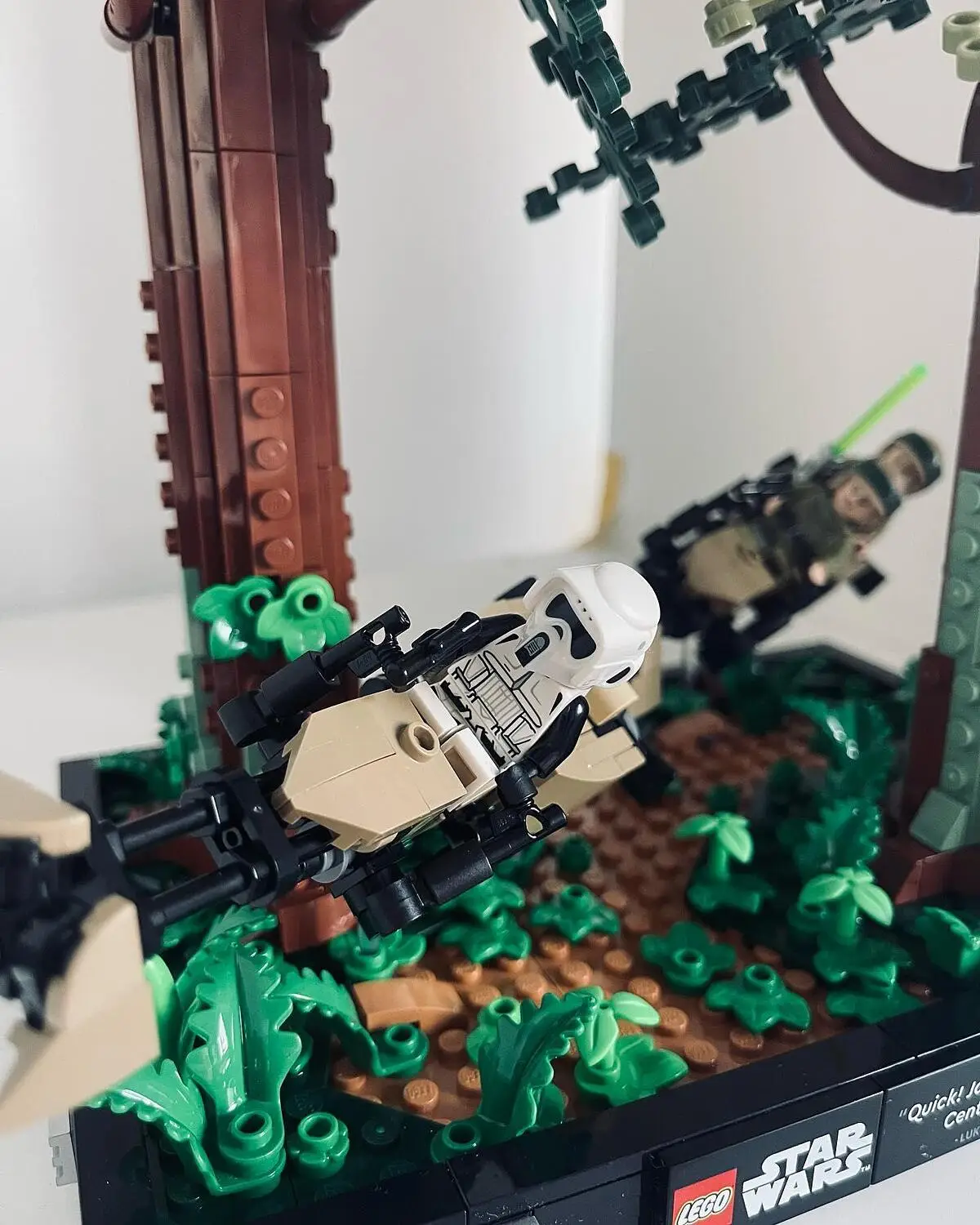 LEGO Star Wars Endor Speeder Chase Diorama (75353)