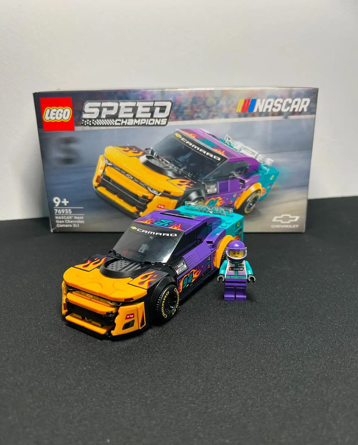 NASCAR® Next Gen Chevrolet Camaro ZL1 76935 | Buy online at the