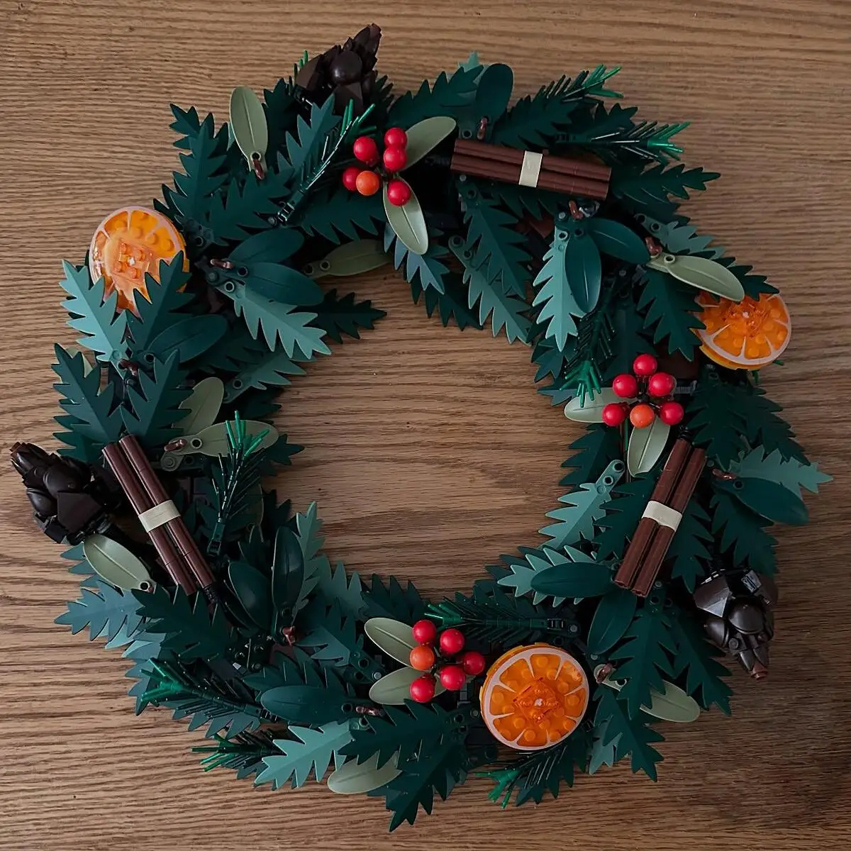 Wreath - Kiddiwinks Online LEGO Shop