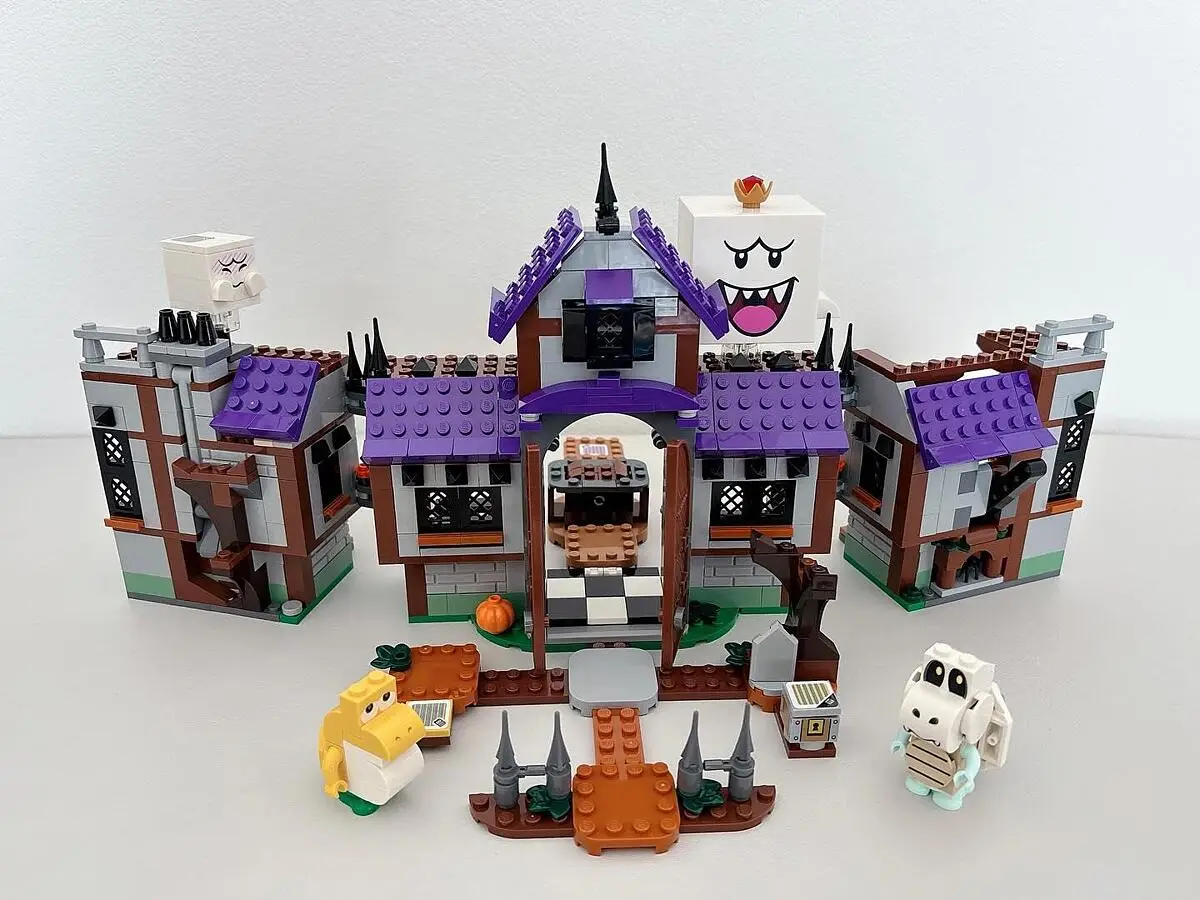King Boo's Haunted Mansion Kiddiwinks Online LEGO Shop