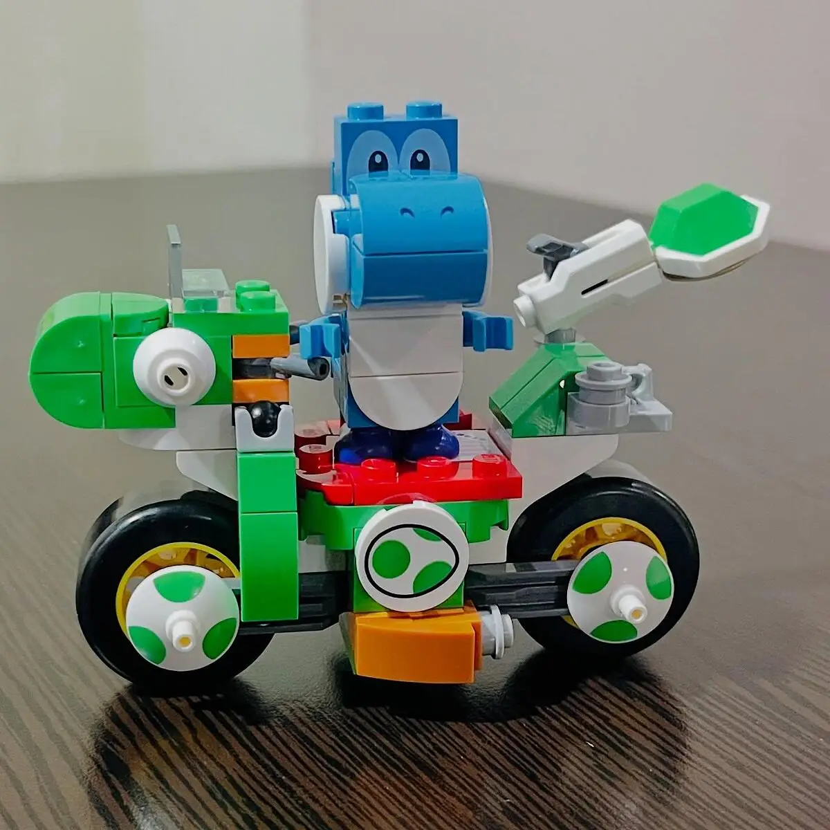 Yoshi KNEX Super Mario Mario Kart Wii Yoshi Standard Bike Set 38012 - ToyWiz