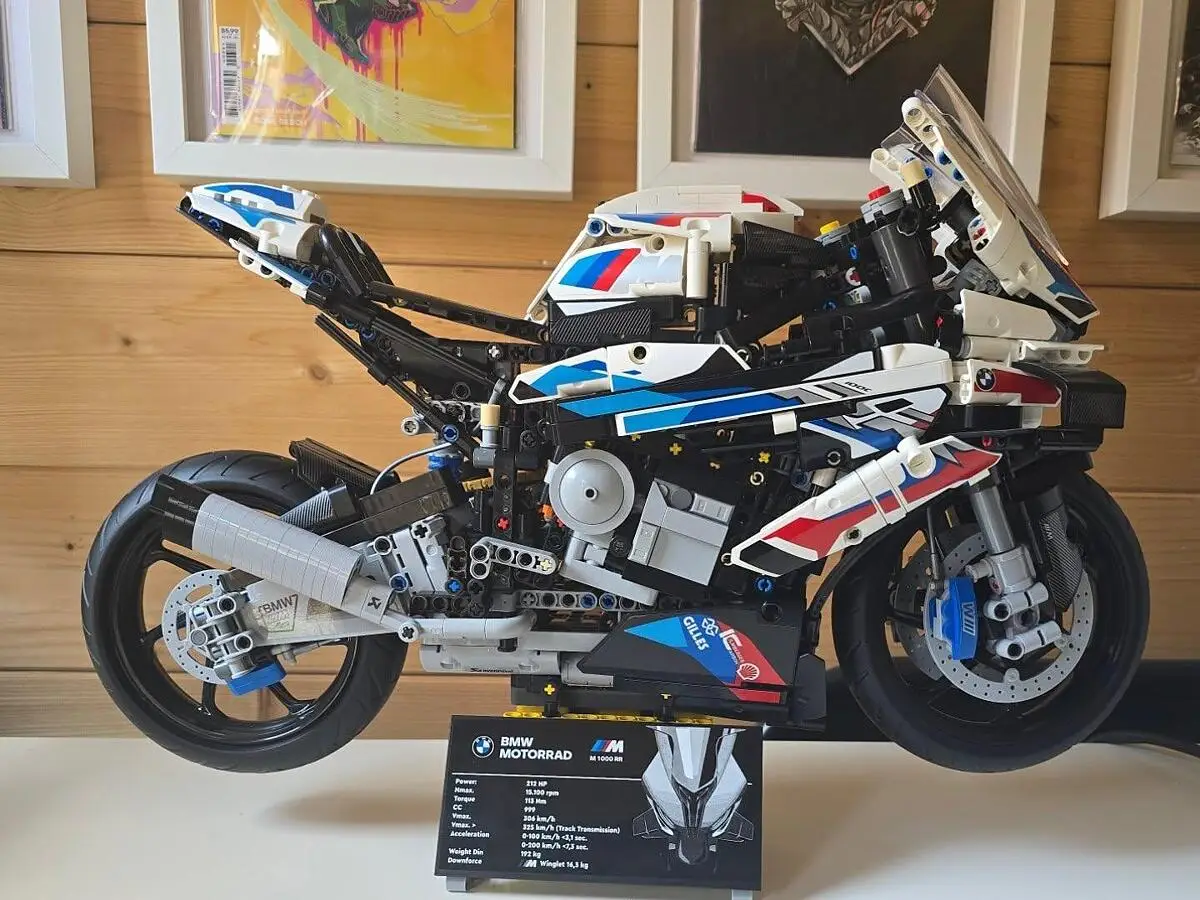 LEGO® Technic - 42130 BMW Motorrad M 1000 RR