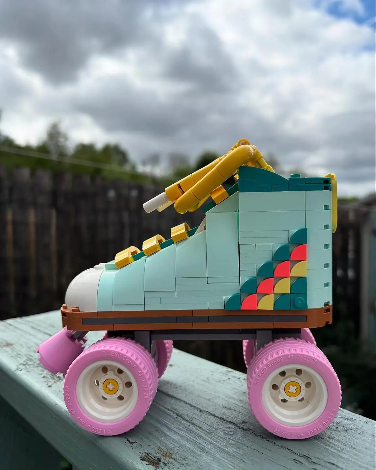 LEGO Creator 3in1 Retro Roller Skate Toy Skateboard 31148